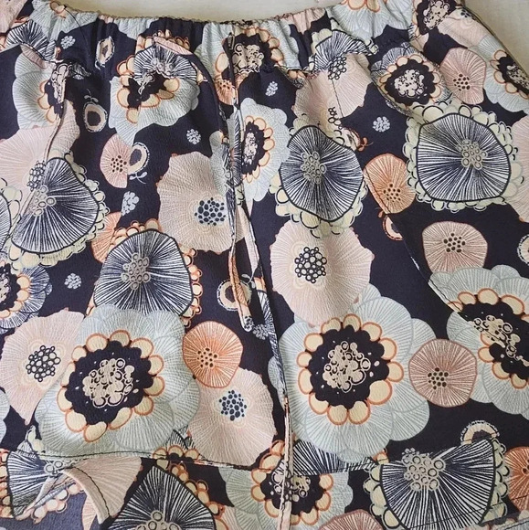 Zara Trafaluc Collection Multi Colored Floral Skort XS BOHO,BEACH,CASUAL - Picture 3 of 10